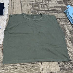 Oversized sleeveless tee